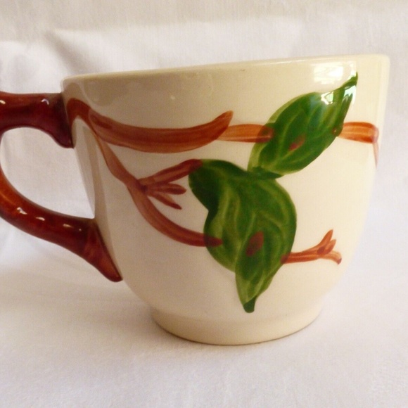 Vintage Franciscan Red Apple Pattern Tea Cup - Picture 3 of 7